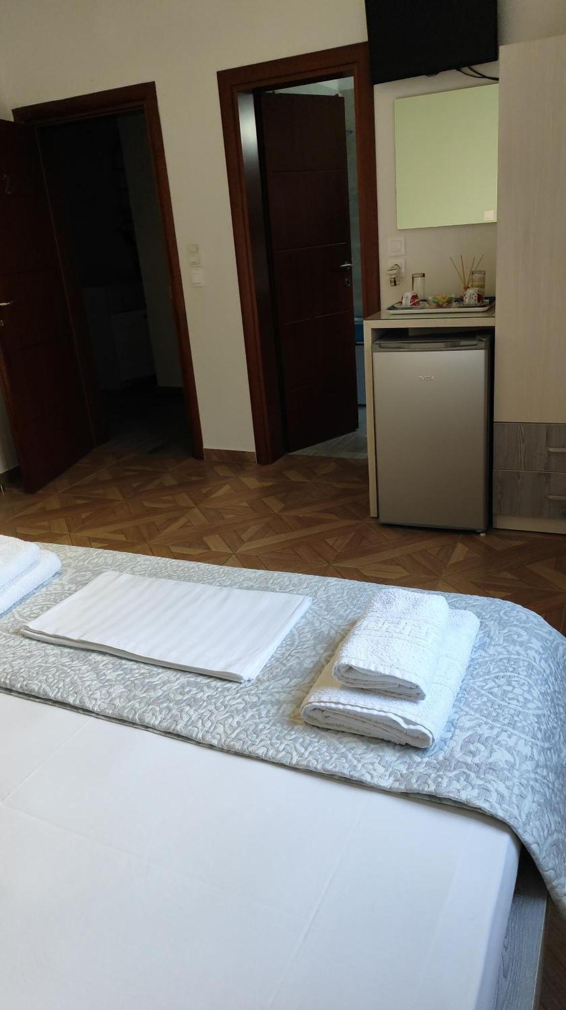 Dagos Rooms Dhërmi Exteriör bild