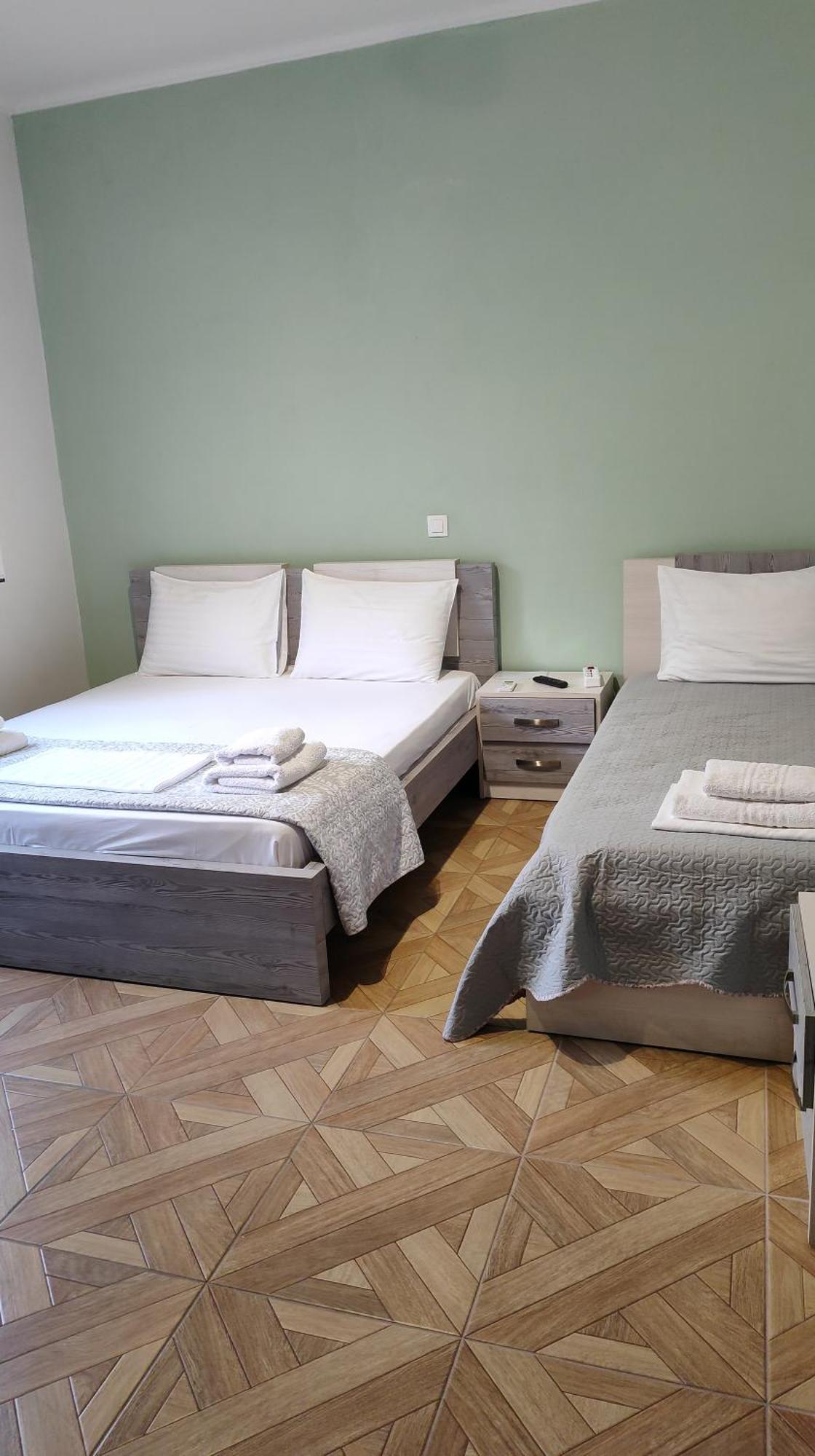 Dagos Rooms Dhërmi Exteriör bild
